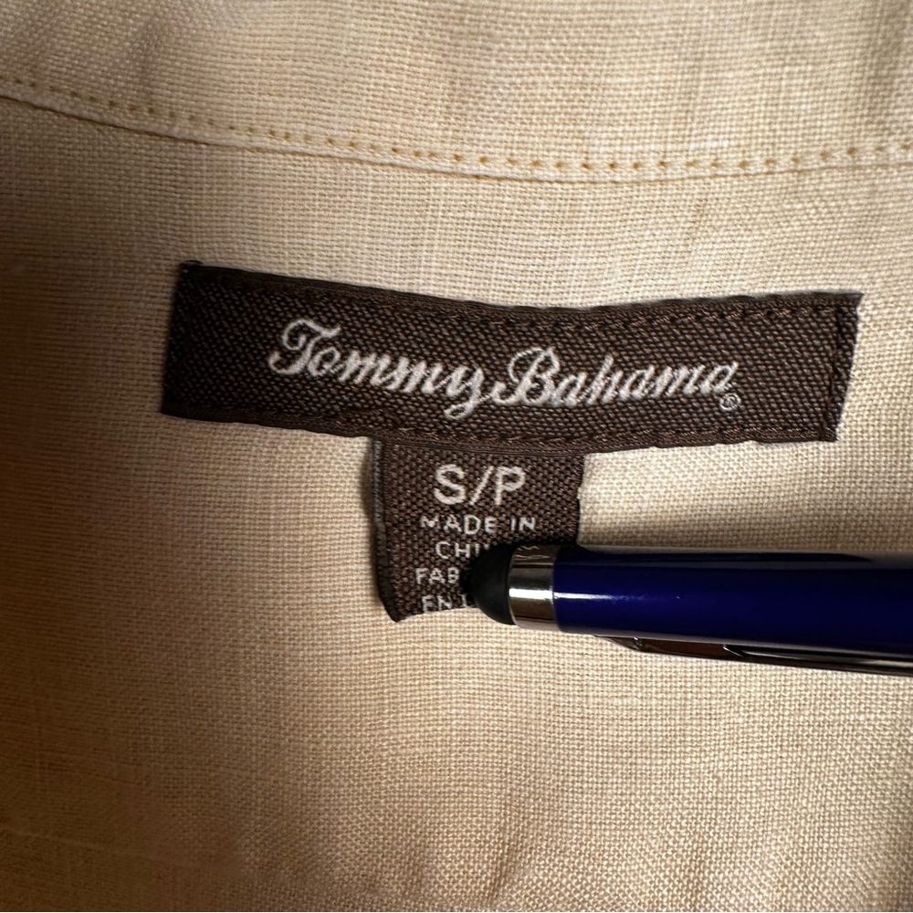 Tommy Bahama light yellow linen button up shirt size S/P - Picture 3 of 9